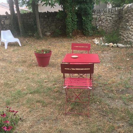 Le Petit Jeu Grignan Bed and Breakfast Εξωτερικό φωτογραφία