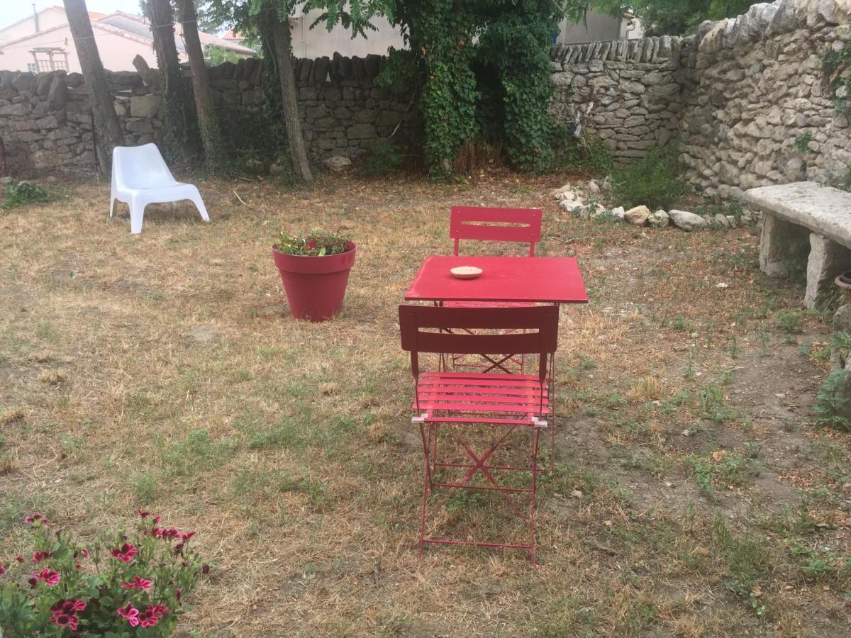 Le Petit Jeu Grignan Bed and Breakfast Εξωτερικό φωτογραφία