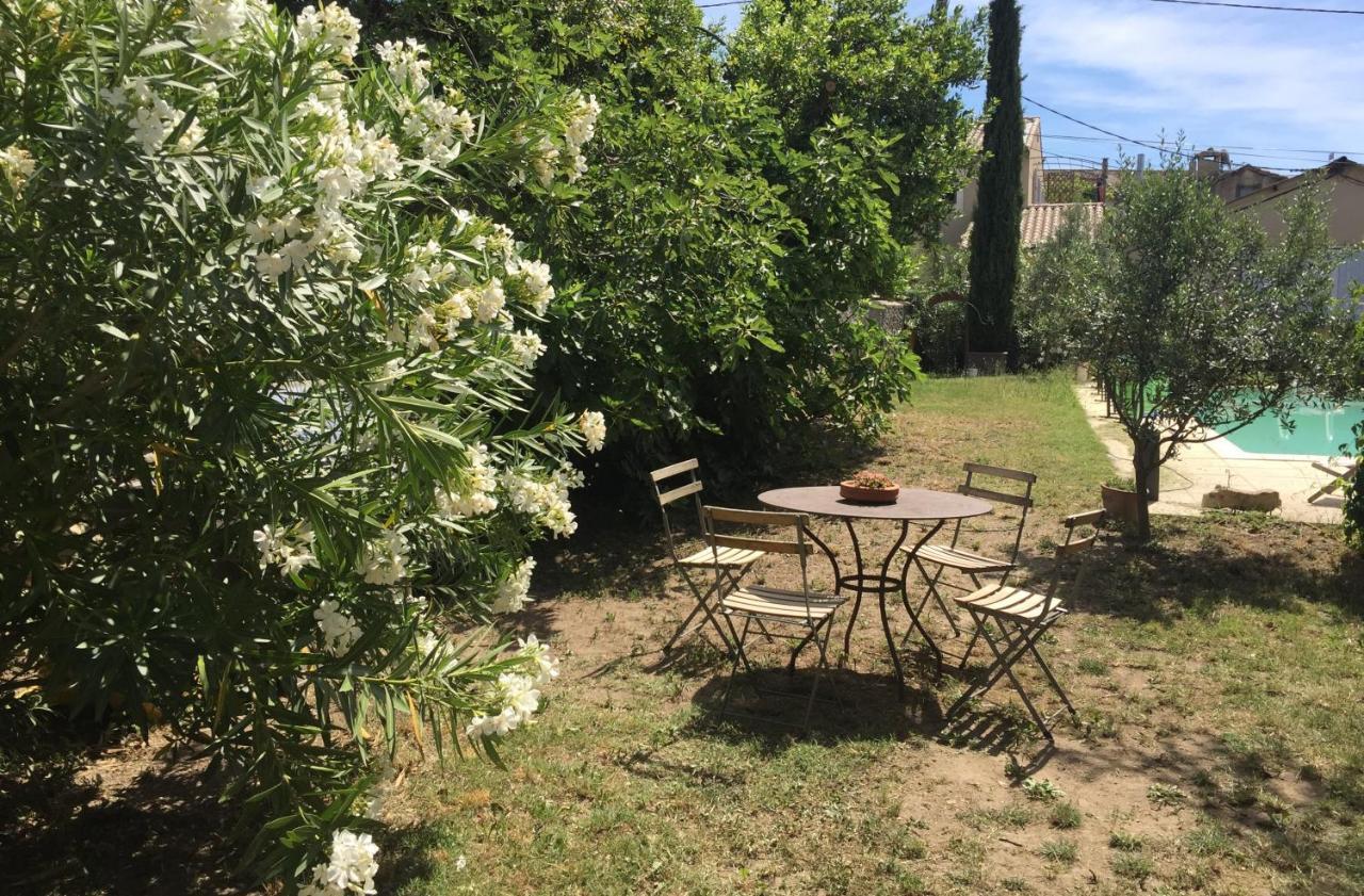 Le Petit Jeu Grignan Bed and Breakfast Εξωτερικό φωτογραφία