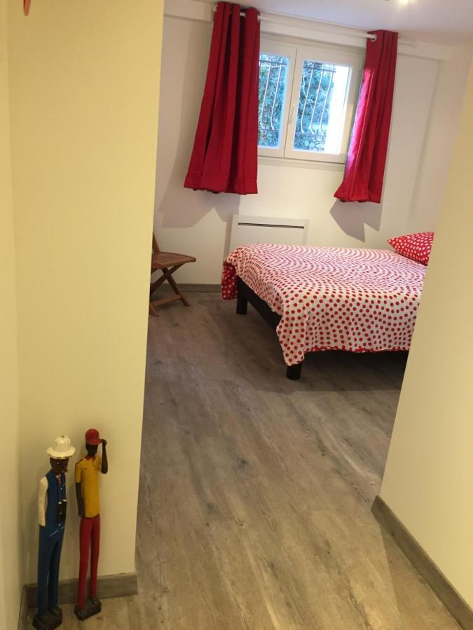 Le Petit Jeu Grignan Bed and Breakfast Εξωτερικό φωτογραφία
